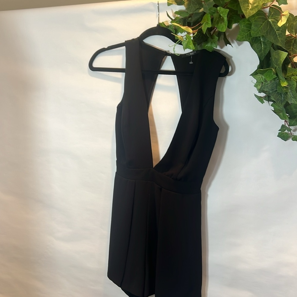 Solemio La Black Jumper Shorts - Picture 2 of 5